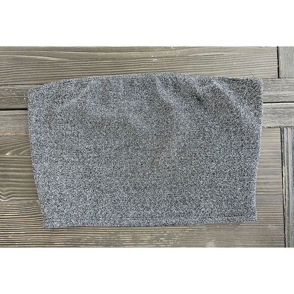 Windsor Tops - Windsor Gray Silver Sparkle Sleeveless Crop Top Size M